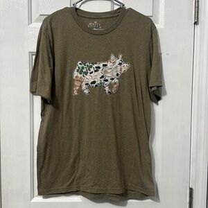 Cute! Boutique embroidered Pig tee shirt size medium
